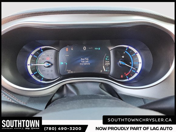 2024 Chrysler Pacifica Hybrid Pinnacle