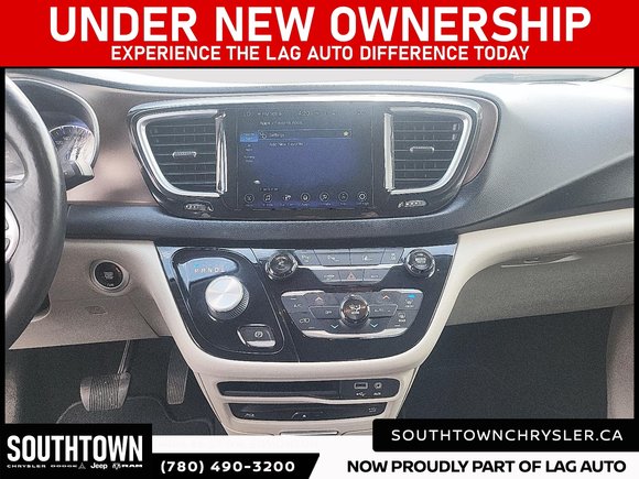 2017 Chrysler Pacifica Touring-L Plus