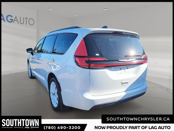 2024 Chrysler Pacifica Touring-L