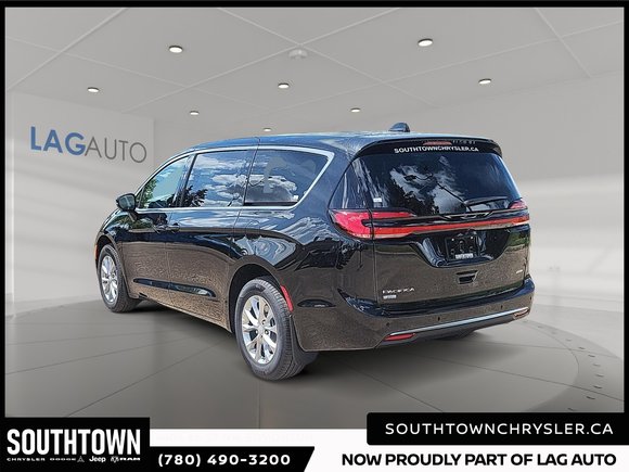 2027 Chrysler Pacifica SELECT AWD