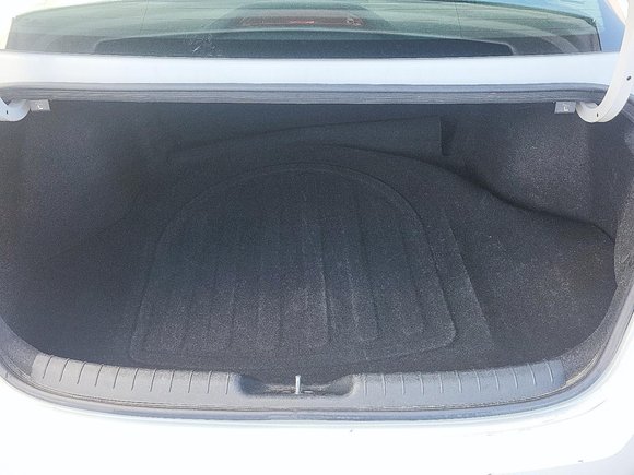 2024 Hyundai Elantra Preferred