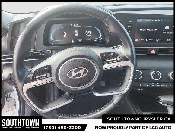 2024 Hyundai Elantra Preferred