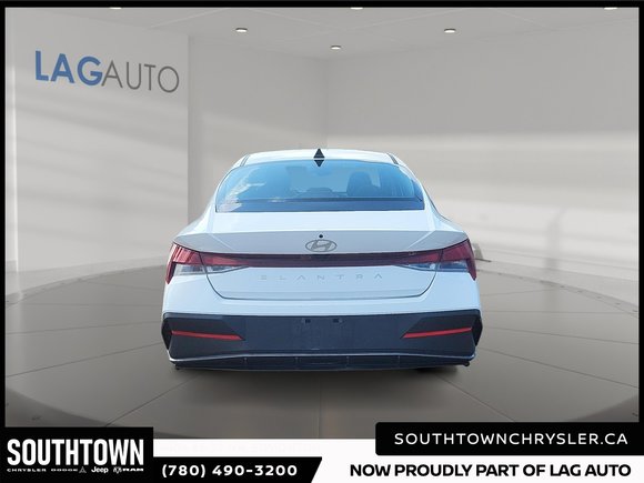 2024 Hyundai Elantra Preferred
