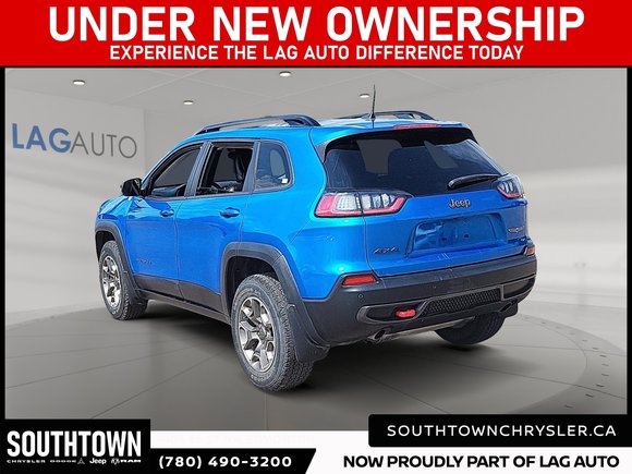 2022 Jeep Cherokee Trailhawk