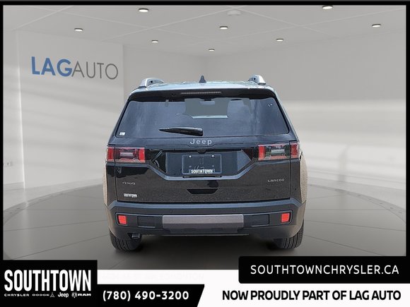 2026 Jeep Cherokee LAREDO