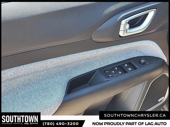 2026 Jeep Compass NORTH