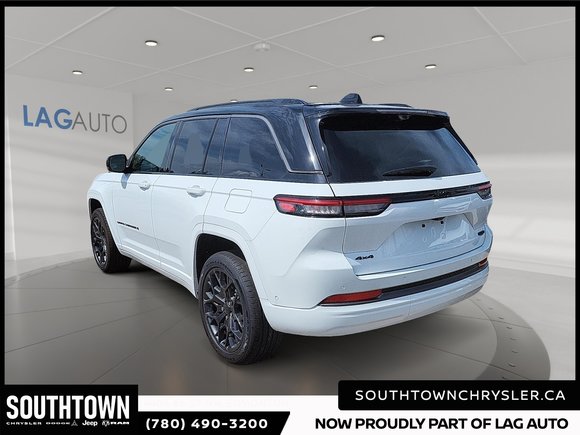 2026 Jeep Grand Cherokee SUMMIT