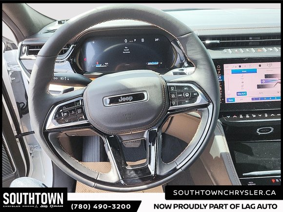2026 Jeep Grand Cherokee SUMMIT