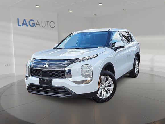 2025 Mitsubishi Outlander ES