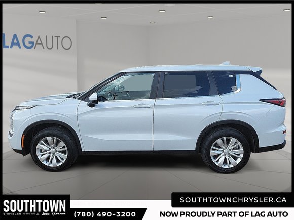 2025 Mitsubishi Outlander ES