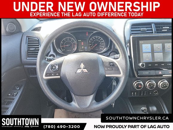 2024 Mitsubishi RVR ES