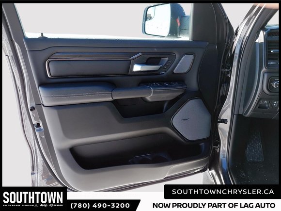 2026 Ram 1500 SPORT
