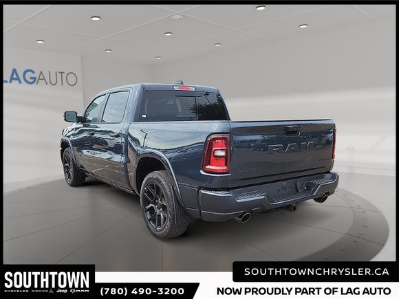 2026 Ram 1500 LARAMIE Night Edition