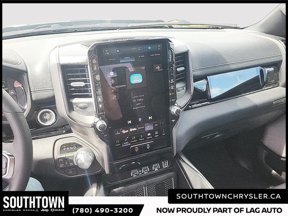 2026 Ram 1500 SPORT