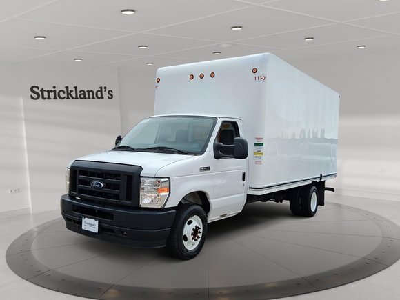 2023 Ford E-series Cutaway E-450 DRW Super Duty CA 176WB