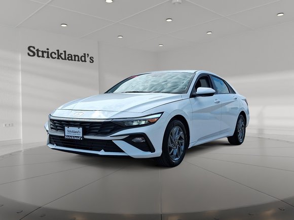 2025 Hyundai Elantra Preferred IVT