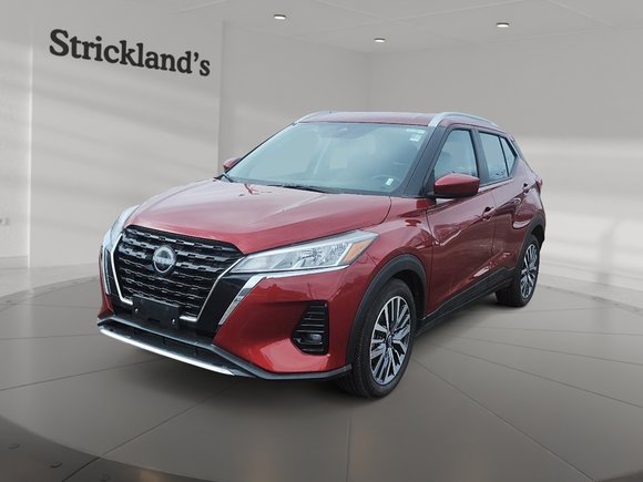 2025 Nissan Kicks Play SV FWD
