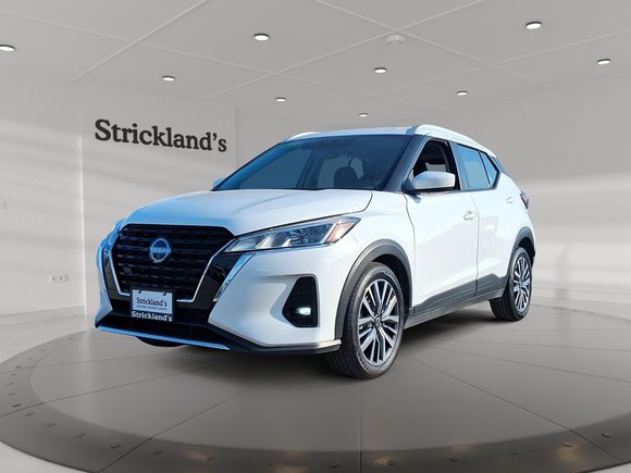 2025 Nissan Kicks Play SV FWD