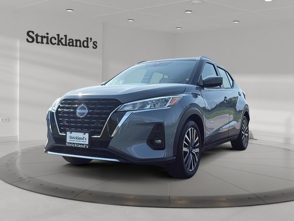 2025 Nissan Kicks Play SV FWD