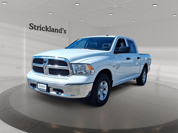 2023 Ram RAM 1500 Classic Crew Cab 4x4 (DS) SLT (140.5 WB 5'7 Box) SWB