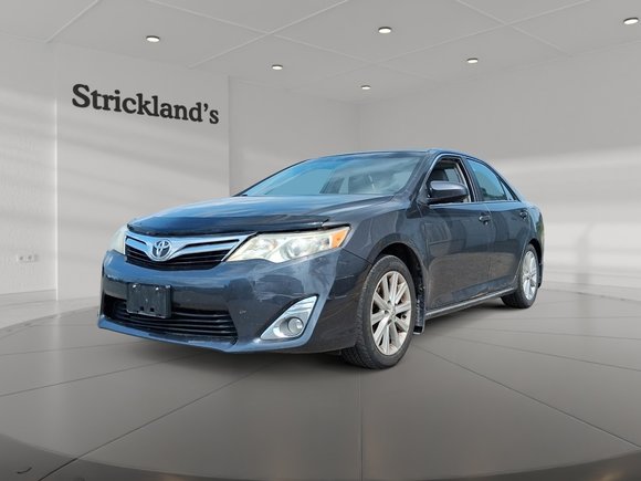 2012 Toyota Camry 4-Door Sedan XLE V6 6A