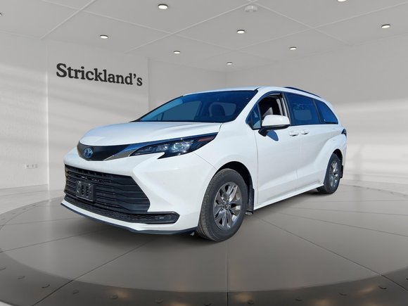 2024 Toyota Sienna Hybrid Sienna LE 8-Pass