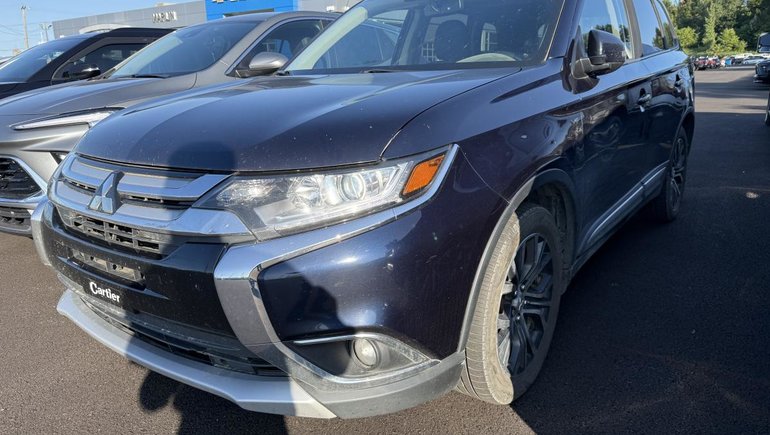 Mitsubishi Outlander SE AWD V6 3.0L 7 PASSAGERS 2018 à Québec, Québec - w770h435cpx