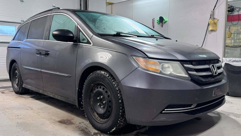 2016 Honda Odyssey SE*JAMAIS ACCIDENTÉ* in Quebec, Quebec - w770h435cpx