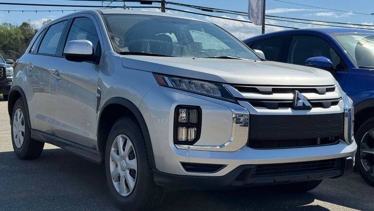 2021 Mitsubishi RVR ES*JAMAIS ACCIDENTÉ* in Quebec, Quebec - w770h435cpx