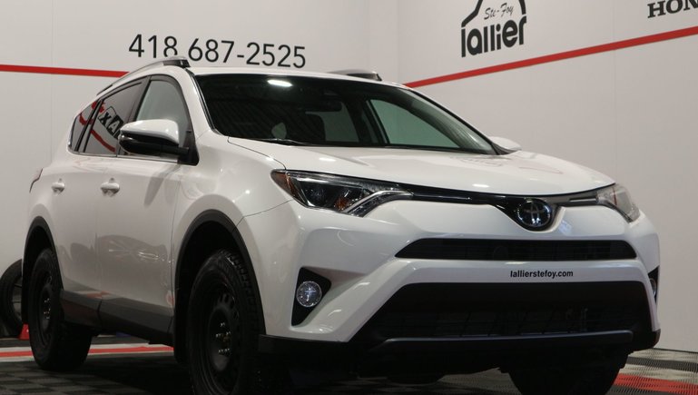 2018 Toyota RAV4 XLE*TOIT OUVRANT* in Quebec, Quebec - w770h435cpx