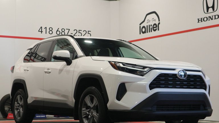Toyota RAV4 XLE*TOIT OUVRANT* 2023 à Québec, Québec - w770h435cpx