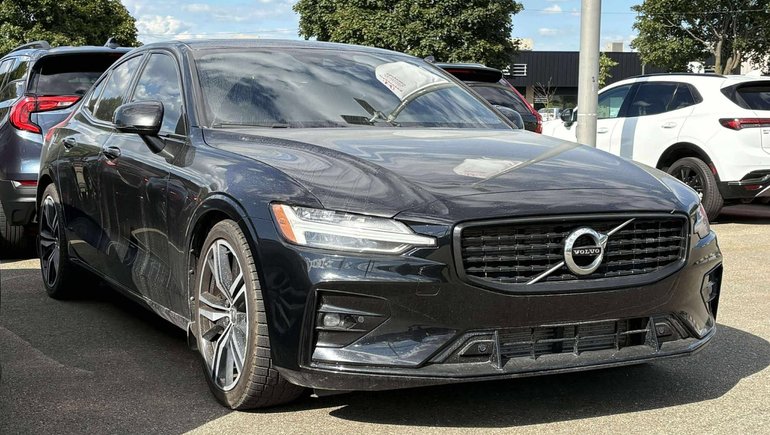 Volvo S60 R-Design*TOIT PANORAMIQUE* 2021 à Québec, Québec - w770h435cpx