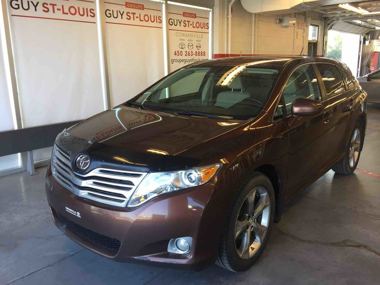Cowansville Toyota Pre Owned 2010 Toyota Venza Base For