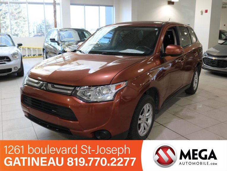 PreOwned 2014 Mitsubishi Outlander ES 4WD in Ottawa and