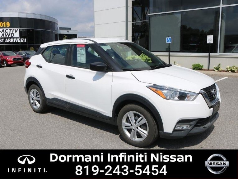 nissan kicks awd for sale