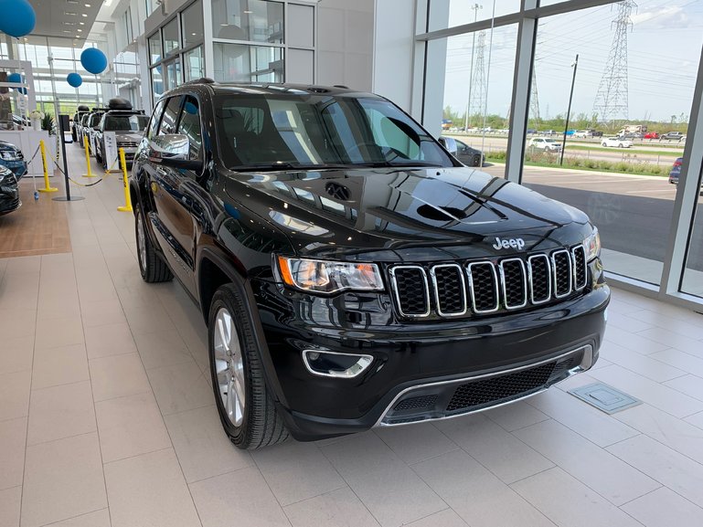 Groupe Lauzon Pre Owned 17 Jeep Grand Cherokee Limited Toit Pano Camera Cuir 4x4 Bluetooth For Sale In