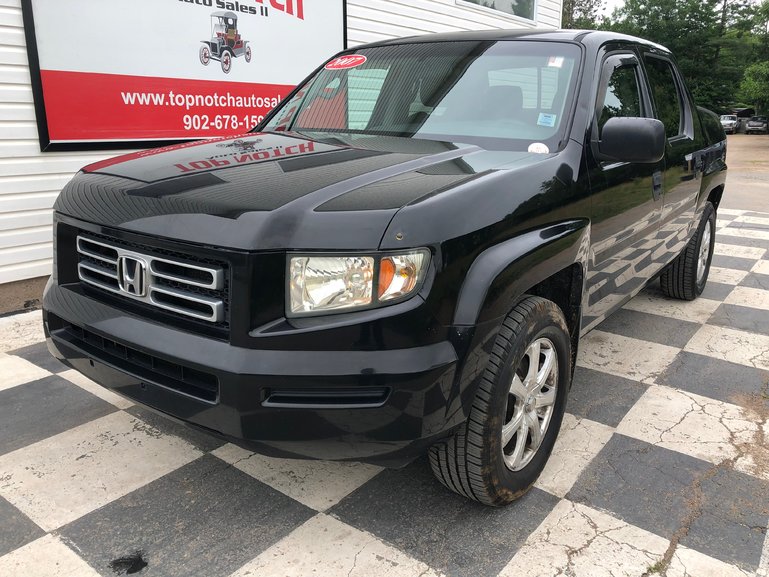 2007 Honda Ridgeline LX - AWD, Power windows, Bed liner, Tow PKG