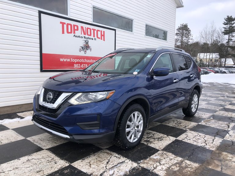 2020 Nissan Rogue SE- Heated steering wheel, eco mode