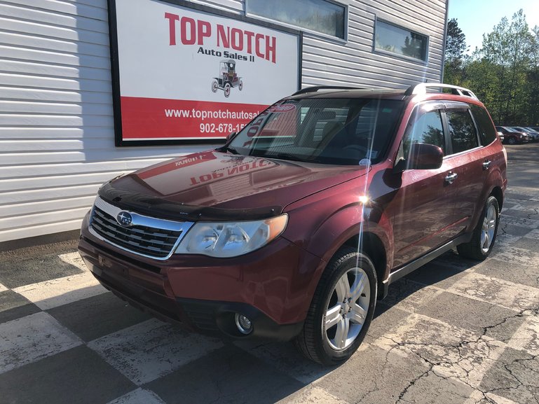 2010 Subaru Forester LIMITED - cruise control, a/c, sunroof, cd player
