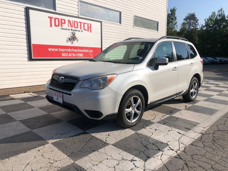 2015 Subaru Forester PZEV- heated seats, all wheel drive, Alloy rims