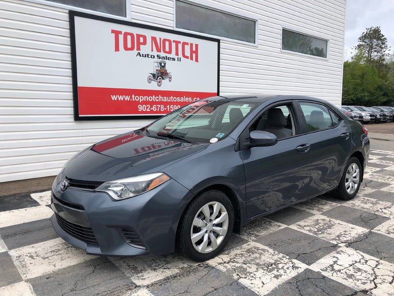 2015 Toyota Corolla LE - reverse camera, hands free, cruise control