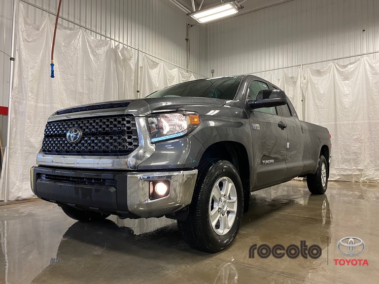 Rocoto Toyota Tundra SR5 Boite Longue 8 Pieds (Double Cab 4x4 V8 5.7L) 2020 00697 neuf à Rocoto Toyota Tundra SR5 Boite Longue 8 Pieds (Double Cab 4x4 V8 5.7L) 2020 00697 neuf à