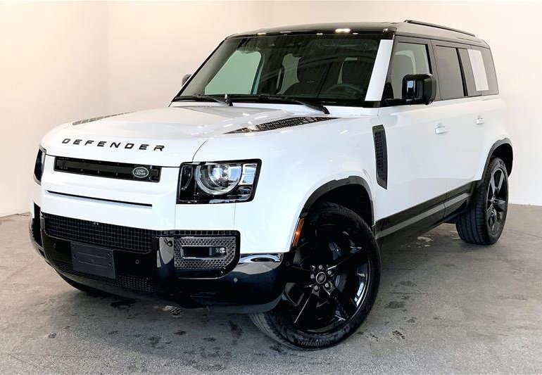 2025  Defender 110 P400 X-Dynamic SE
