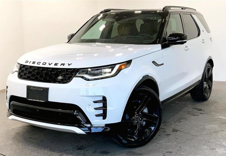 2025 Land Rover Discovery P300 Dynamic SE