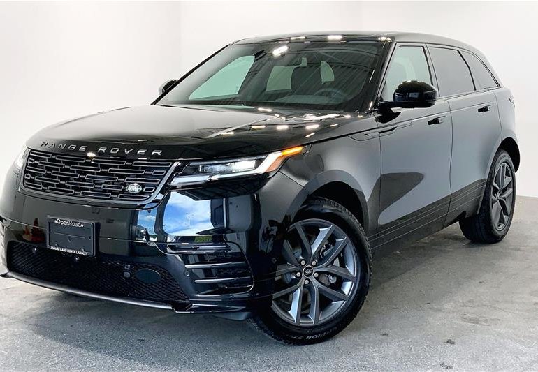2026  Range Rover Velar P250 Dynamic SE