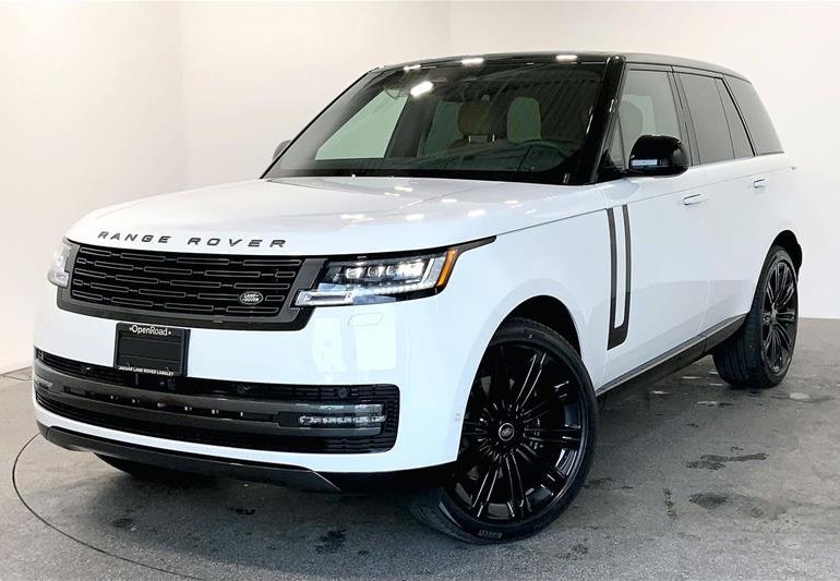 2025  Range Rover P400 SE SWB