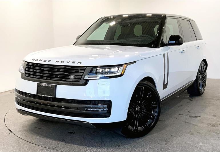 2025  Range Rover P400 SE SWB