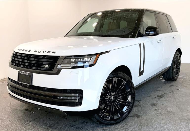 2025  Range Rover P530 SE SWB