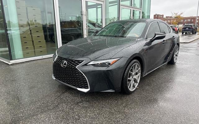 2023 Lexus IS