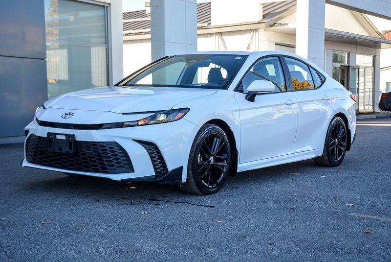 Toyota Camry 2025